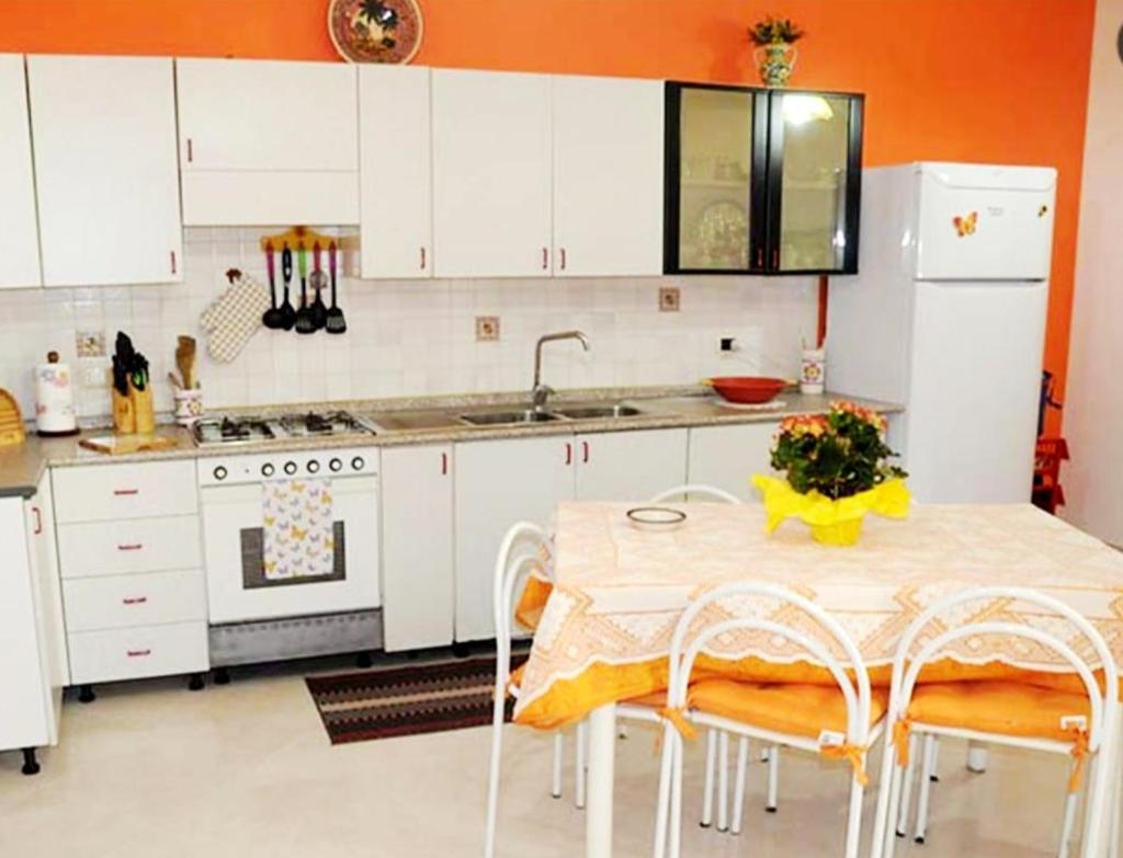 2 bedrooms appartement with furnished balcony and wifi at San Vito Lo Capo