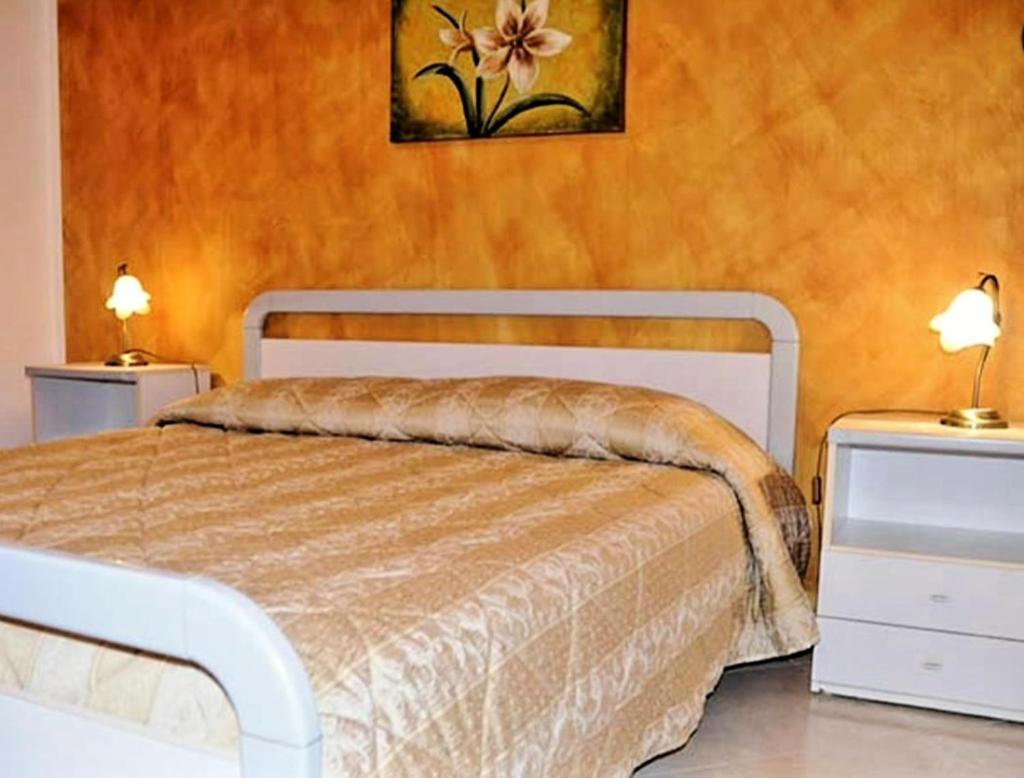 2 bedrooms appartement with furnished balcony and wifi at San Vito Lo Capo photo 1