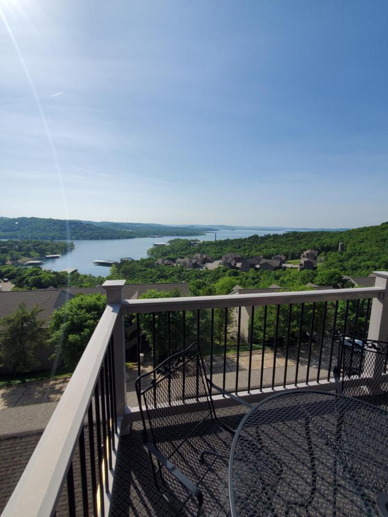 Treehouse Condos - Branson image