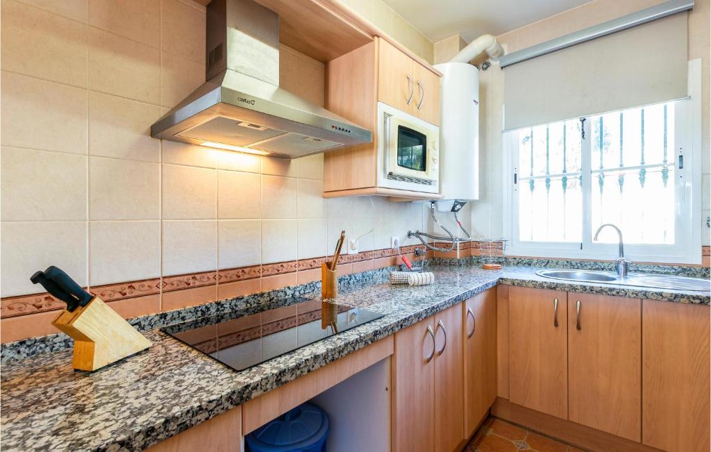 Nice Apartment In Alcaucn With Wifi, 1 Bedrooms And Outdoor Swimming Pool photo 3