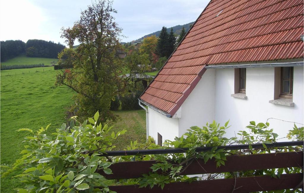 Beautiful Home In Medebach-ddinghausen With 6 Bedrooms And Wifi photo 1