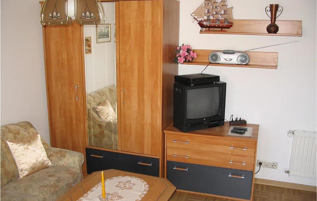 Awesome Apartment In Karlshagen With Kitchenette photo 1