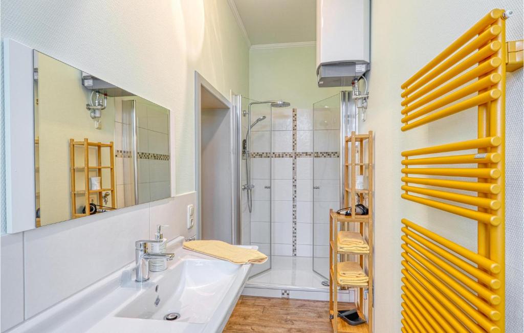 Stunning Apartment In Krakow Am See With Wifi photo 4