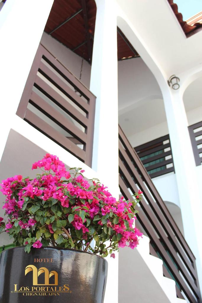 HOTEL LOS PORTALES CHIGNAHUAPAN photo 2