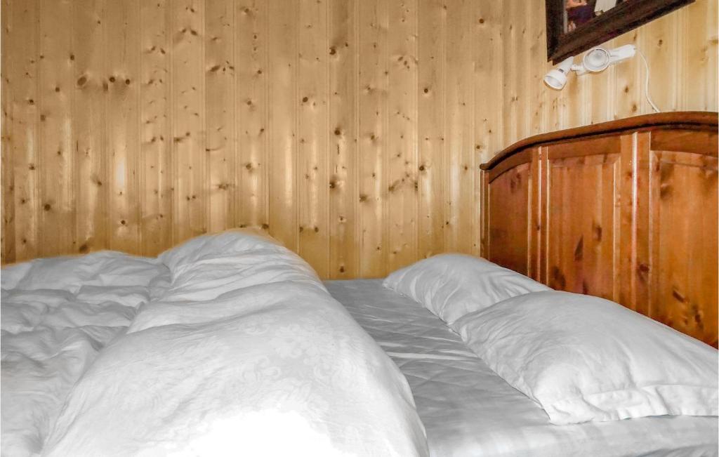 Beautiful Home In Egersund With 4 Bedrooms And Wifi photo 1