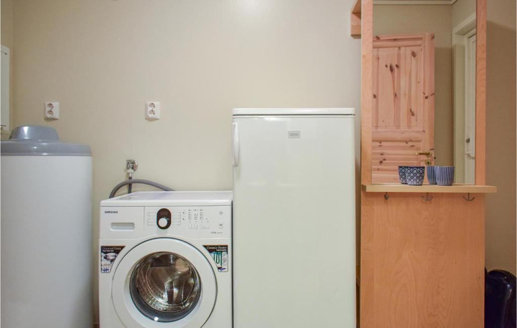 Nice Home In Forsand With 3 Bedrooms And Wifi photo 1