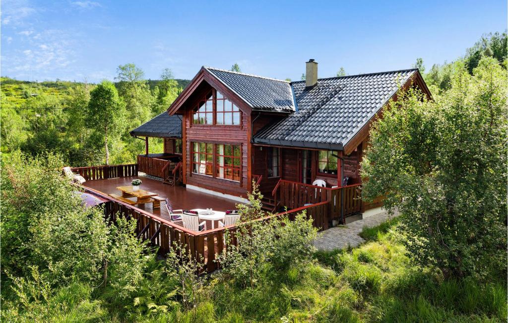 Awesome Home In Norheimsund With 5 Bedrooms, Sauna And Wifi