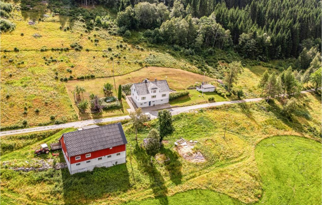 Amazing Home In Mittet With 4 Bedrooms And Wifi photo 4