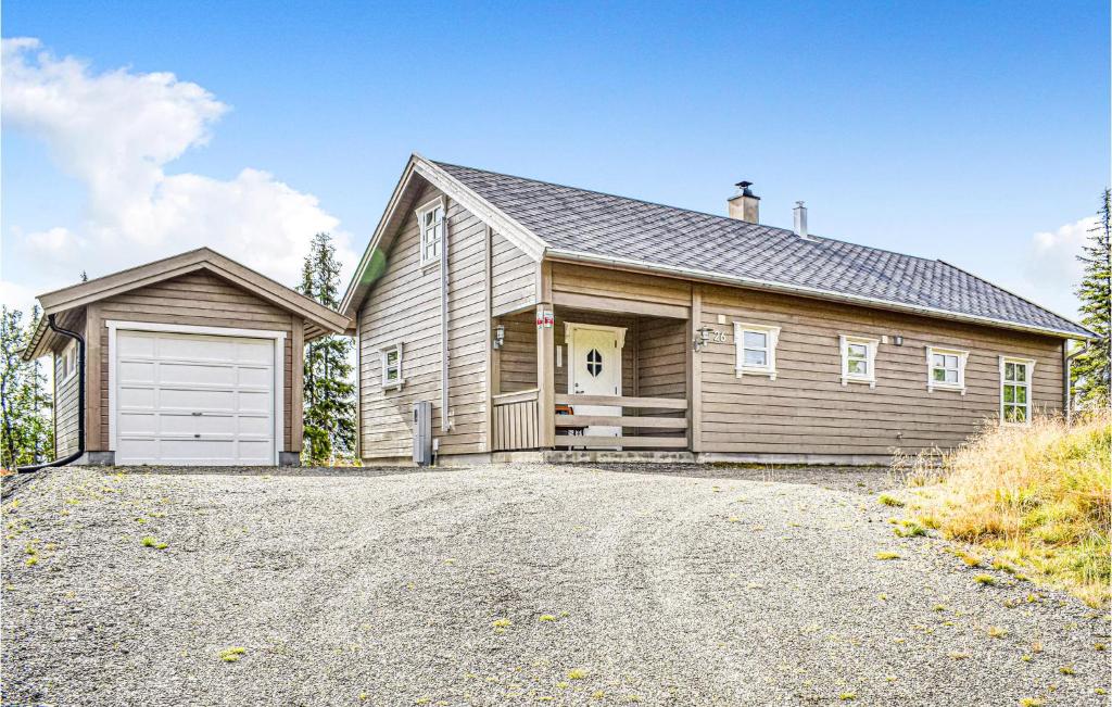 Stunning Home In Sjusjen With 3 Bedrooms And Wifi