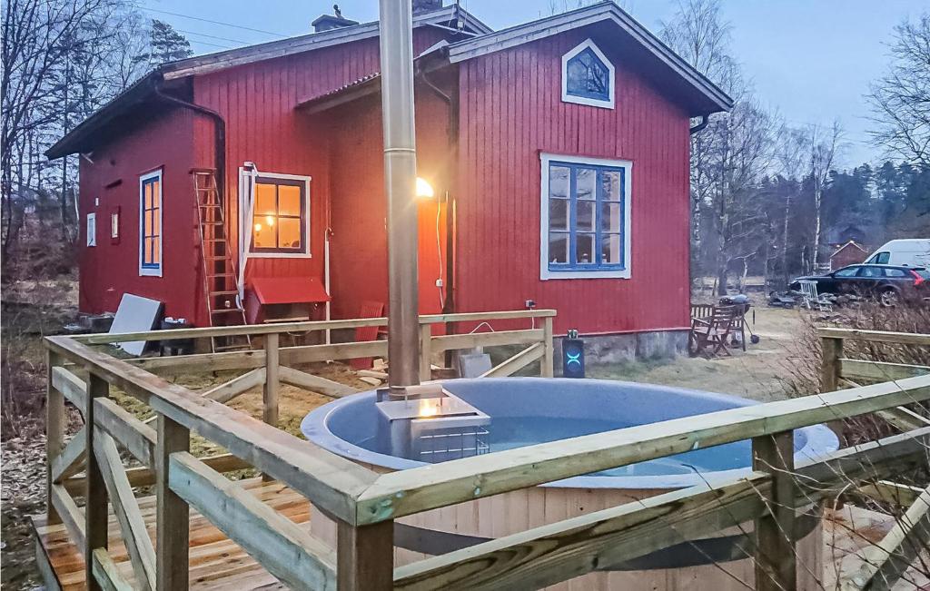 Beautiful Home In Bjrnum With 3 Bedrooms And Wifi photo 4