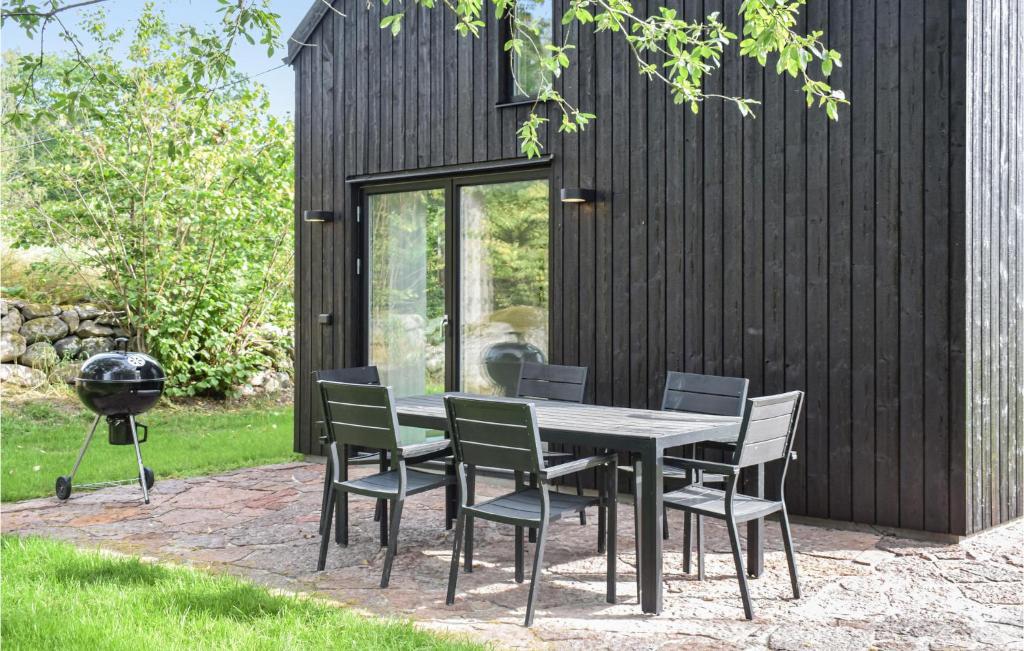 Amazing Home In Lyckeby With 2 Bedrooms And Wifi photo 1
