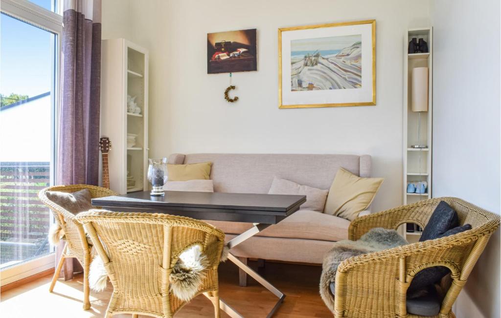 Awesome Apartment In Kristiansand With 2 Bedrooms And Wifi photo 1