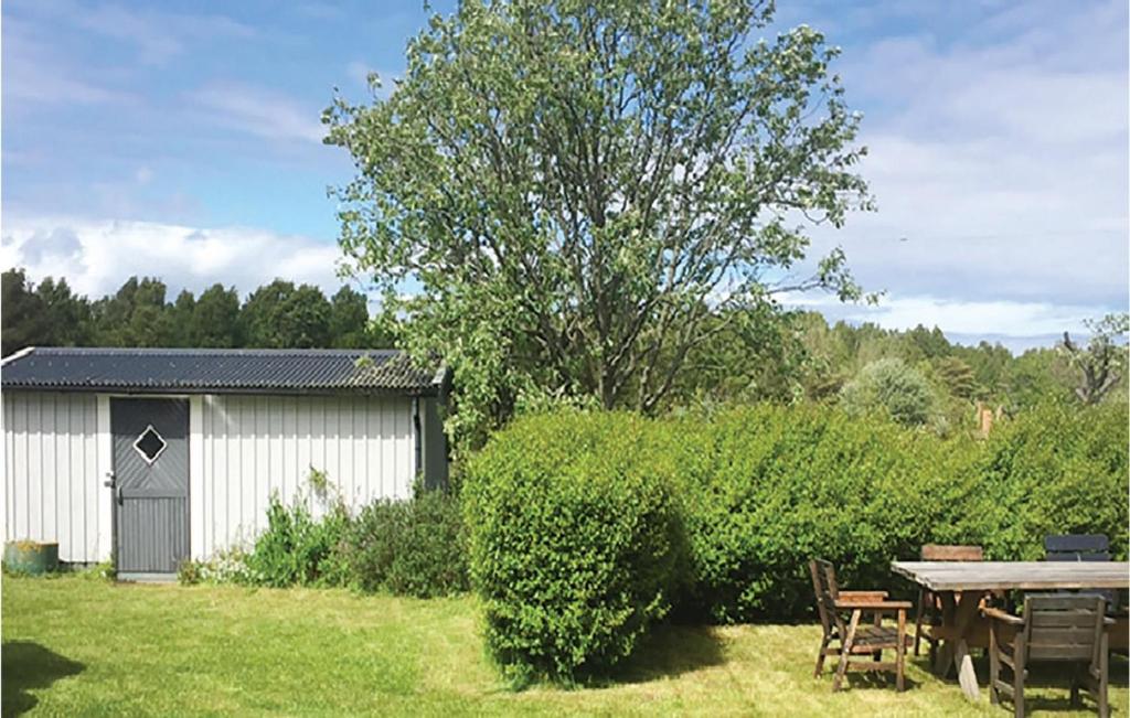 Awesome Home In Degerhamn With 3 Bedrooms photo 1