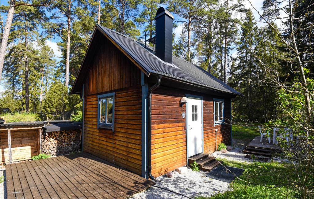 Nice Home In Slite With 1 Bedrooms And Wifi