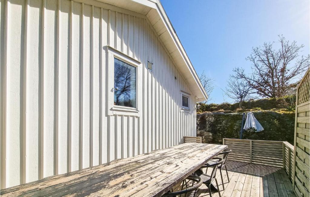 Nice Home In Skrhamn With Wifi And 2 Bedrooms photo 4