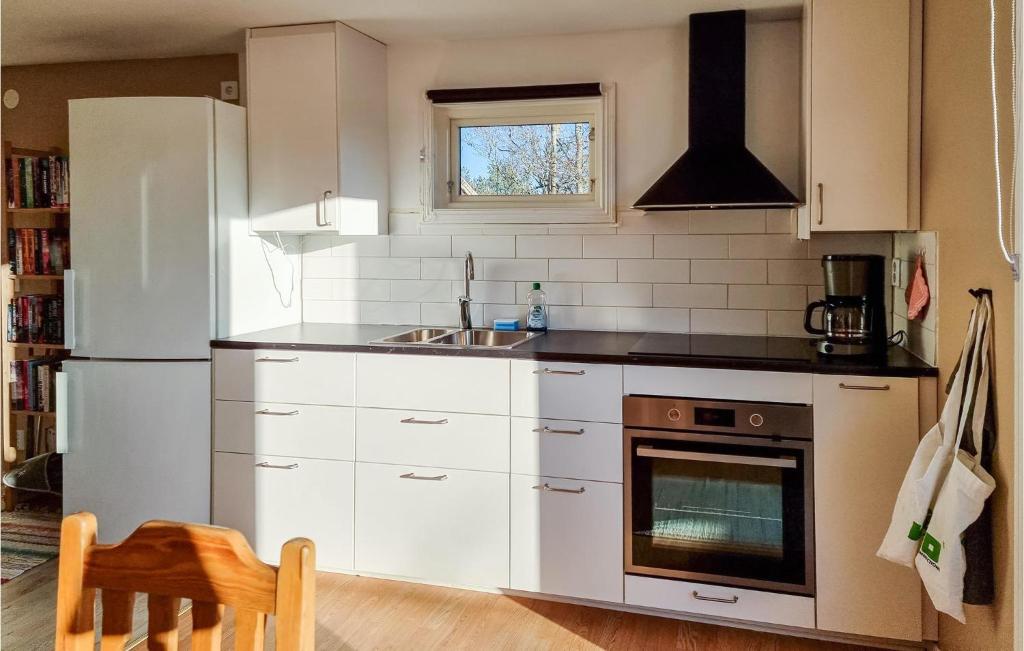 Nice Home In Bullaren With Wifi And 1 Bedrooms photo 4