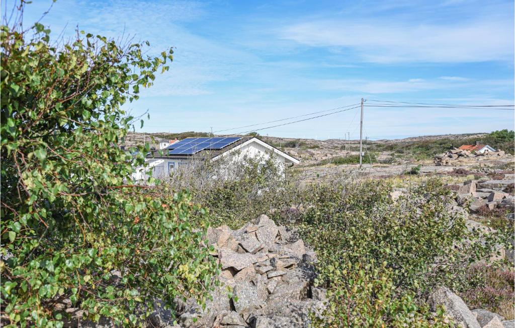 Awesome Home In Bohus-malmn With 1 Bedrooms And Wifi photo 1