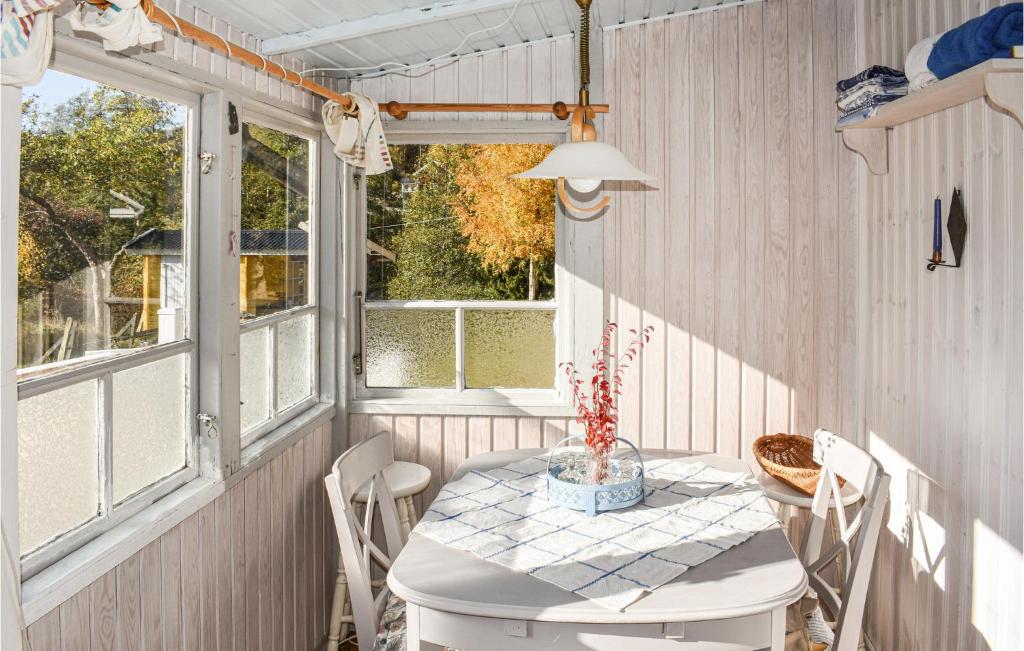 Awesome Home In Kolmrden With 2 Bedrooms photo 2