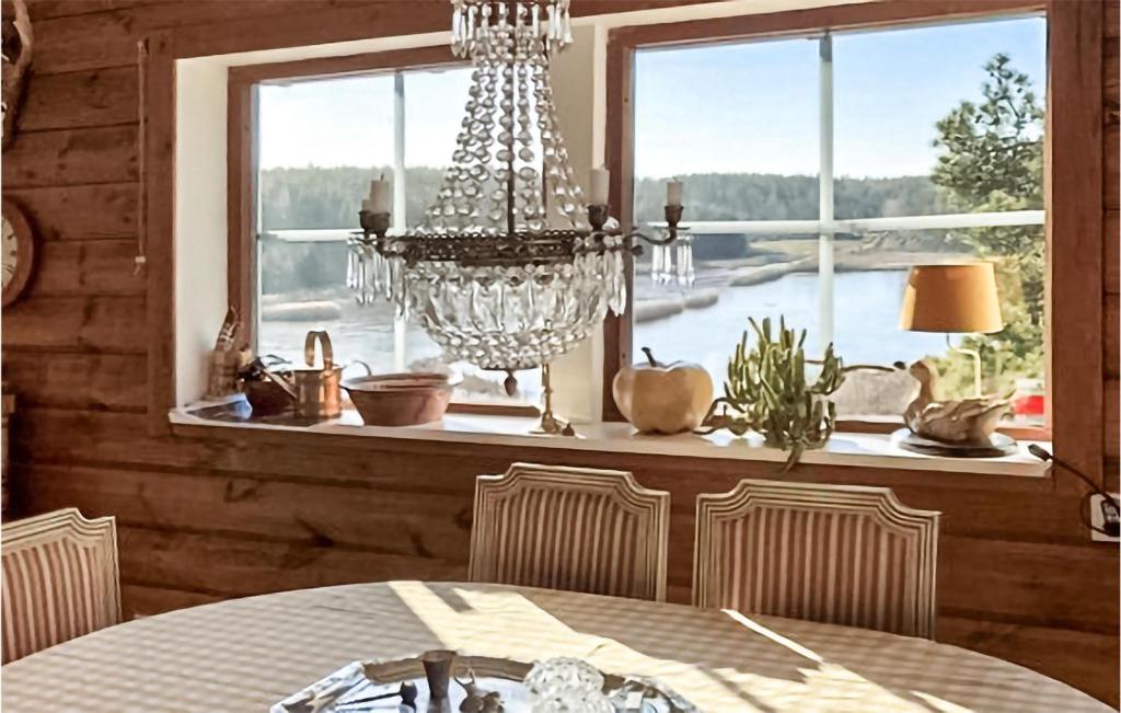 Amazing Home In Valdemarsvik With Wifi And 3 Bedrooms photo 4