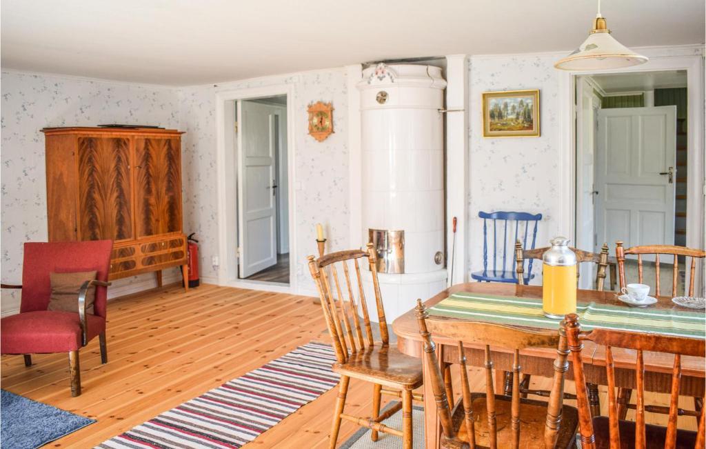 Awesome Home In deshg With 2 Bedrooms And Wifi photo 2