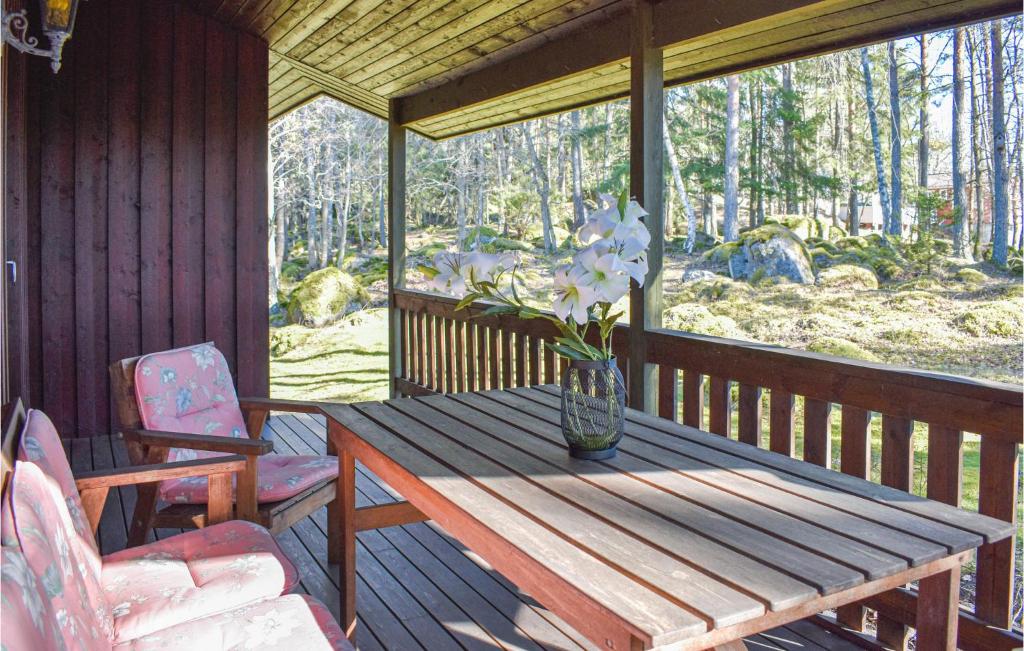 Awesome Home In Skrblacka With 3 Bedrooms photo 4