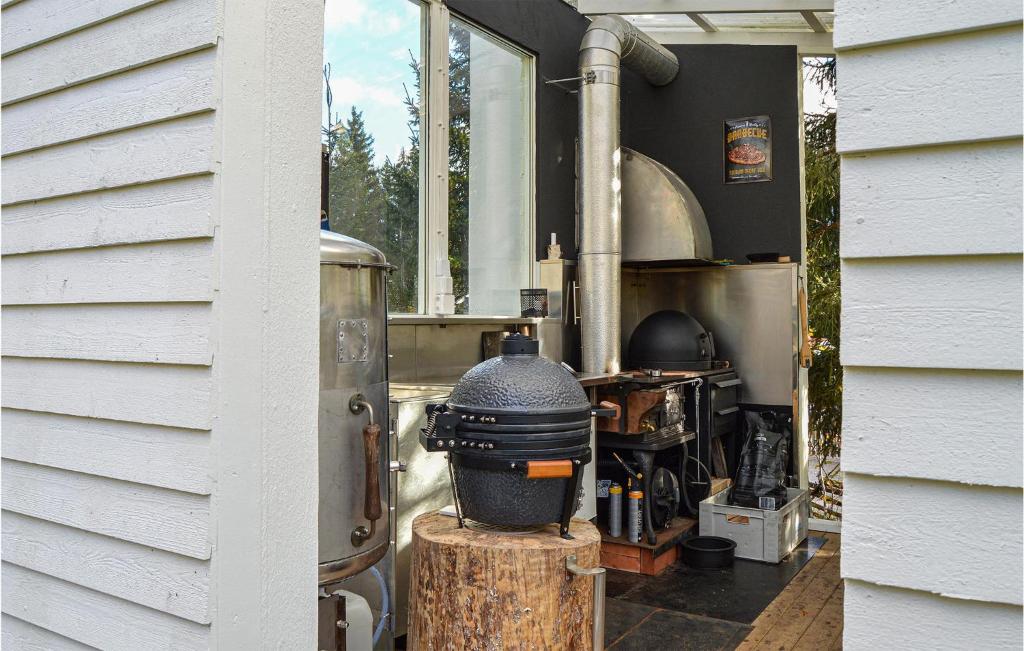 Awesome Home In Mariefred With 2 Bedrooms And Wifi photo 4