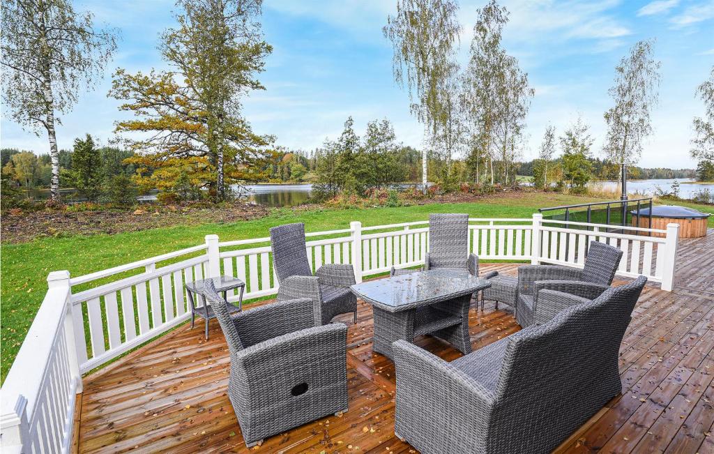 Stunning Home In Svanskog With Sauna, Wifi And 3 Bedrooms photo 2