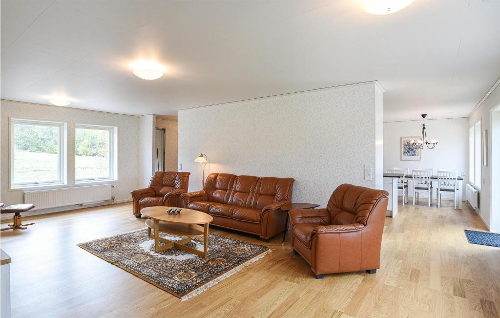 Stunning Home In Svanskog With Sauna, Wifi And 3 Bedrooms photo 4