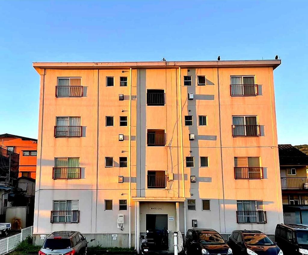 Hayakawa&2rooms&48m2&5-6pplmax&Best location&well designed 早川駅徒歩2分 釣り場まで徒歩1分 グループ滞在可能なワーケーション最適プレイス photo 1