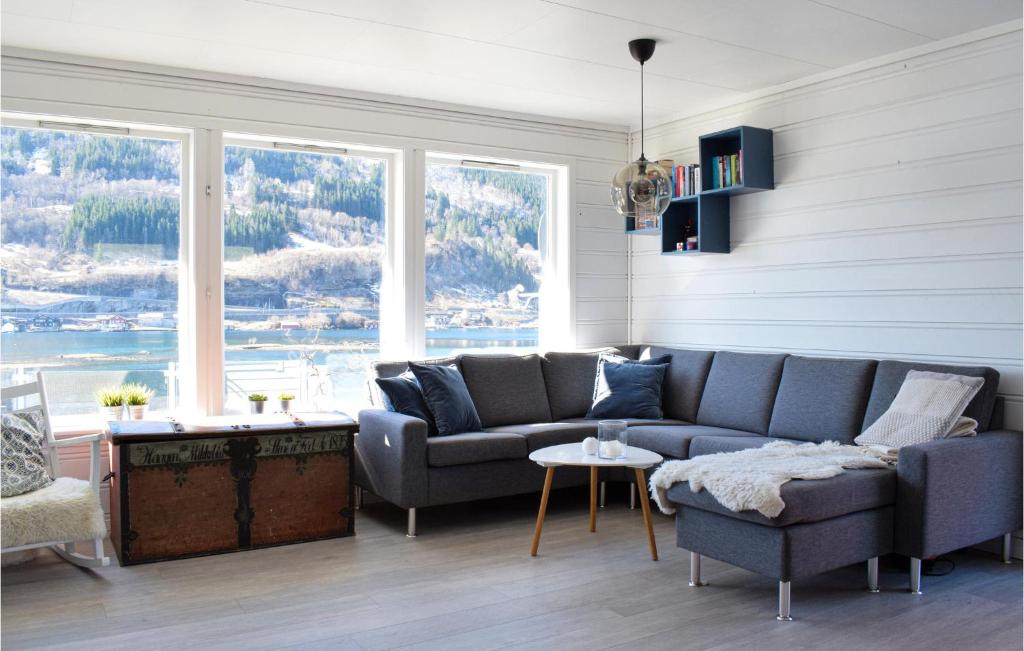 Nice Home In Norheimsund With Wifi And 3 Bedrooms photo 2