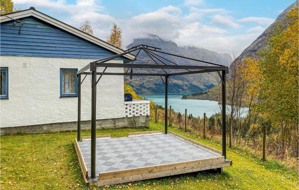 Amazing Home In Byrkjelo With 2 Bedrooms