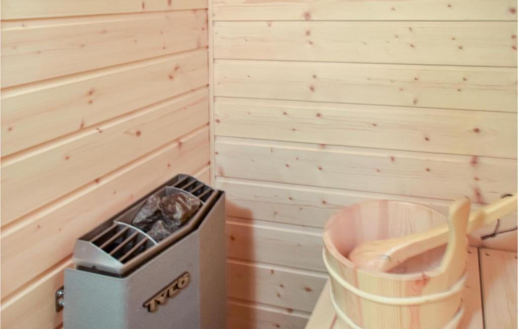 Awesome Home In seral With 3 Bedrooms And Sauna photo 1