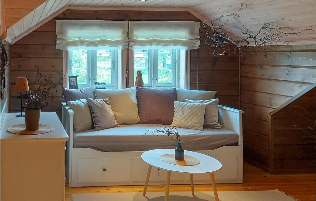 Awesome Home In seral With 3 Bedrooms And Sauna photo 4