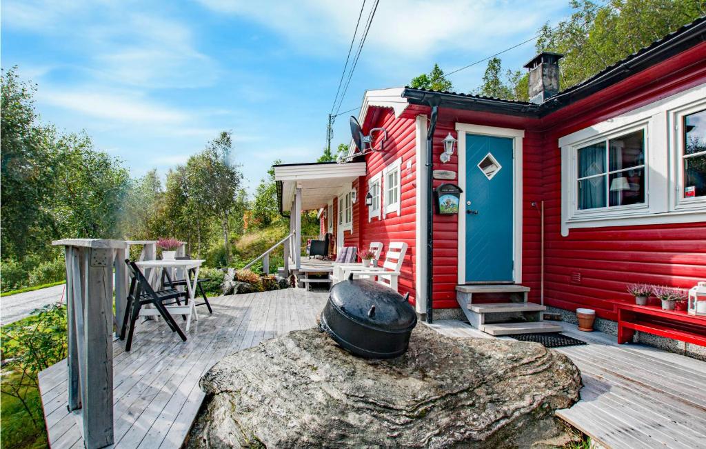 Nice Home In Bjerkvik With 3 Bedrooms, Sauna And Wifi photo 4
