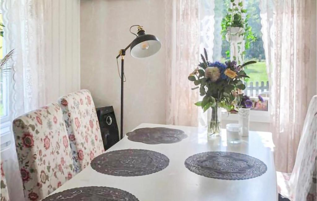Nice Home In Ljungbyholm With 4 Bedrooms photo 1