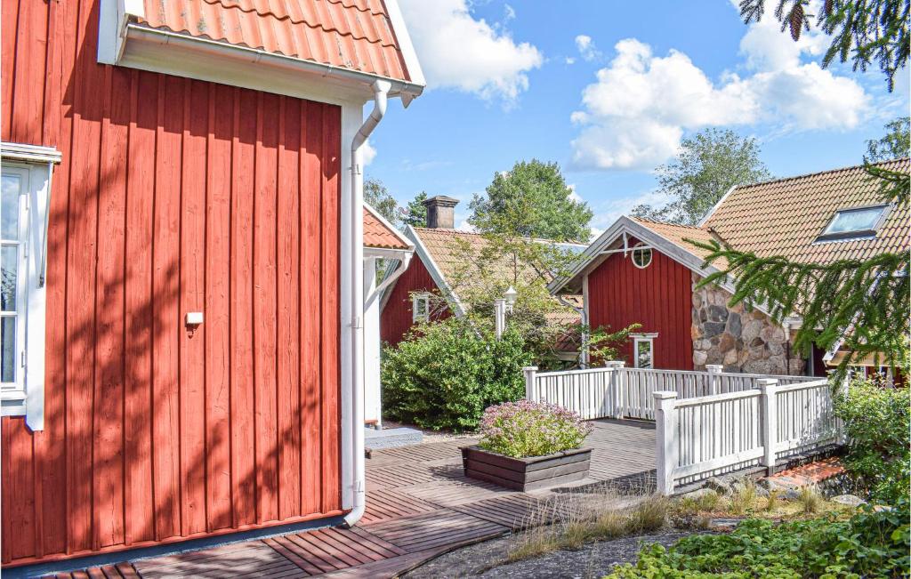 Beautiful Home In Rrvik With 4 Bedrooms, Sauna And Wifi photo 2