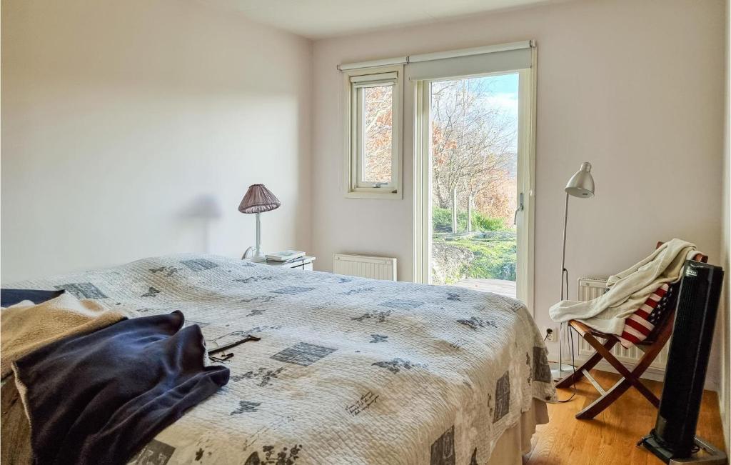 Awesome Home In Klvedal With 3 Bedrooms photo 3