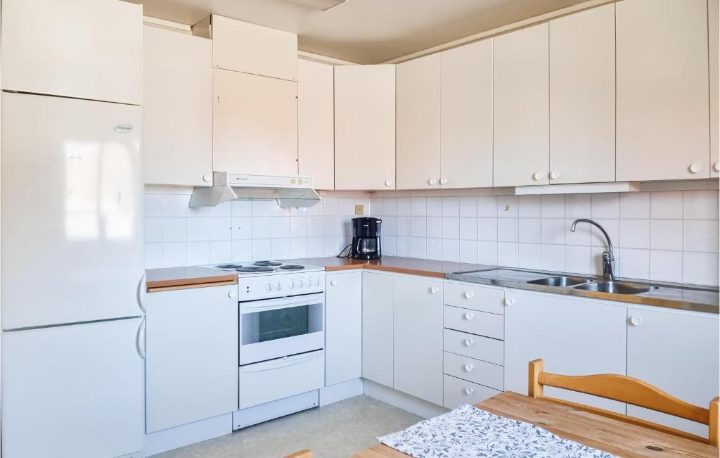 Nice Apartment In Finnerdja With 1 Bedrooms photo 3
