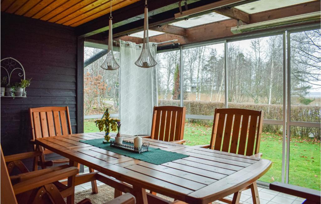 Awesome Home In Ljungby With 2 Bedrooms And Wifi photo 2
