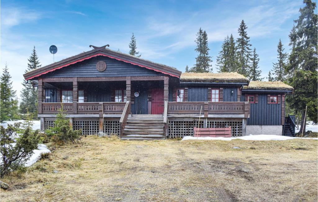 Stunning Home In Sjusjen With 4 Bedrooms