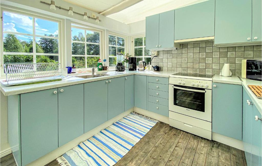 Awesome Home In ngelholm With 2 Bedrooms And Wifi photo 2