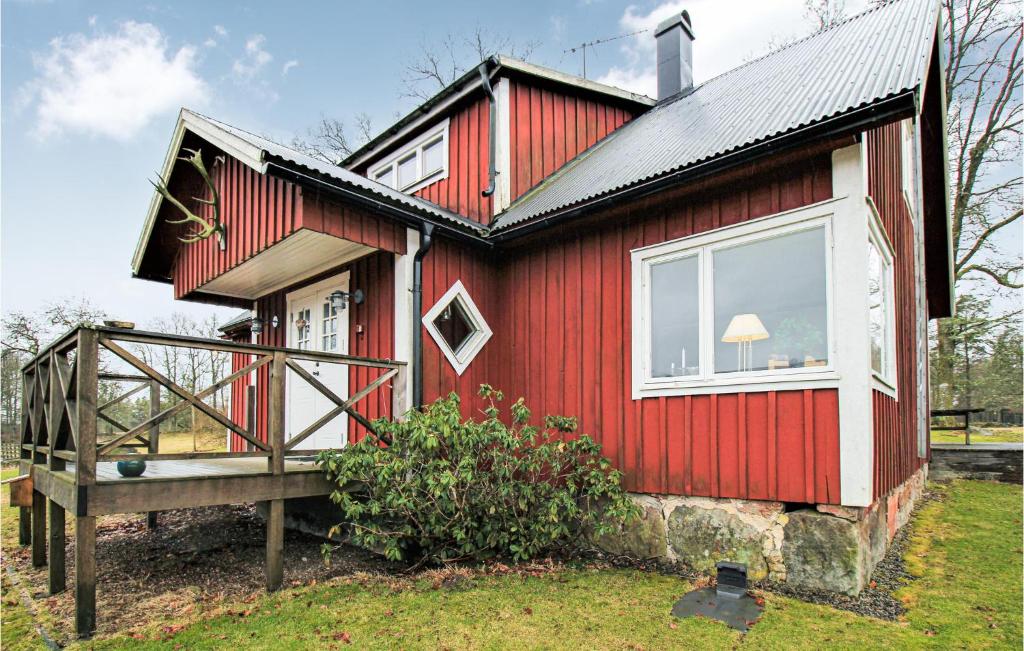 Nice Home In Lidhult With Wifi And 5 Bedrooms