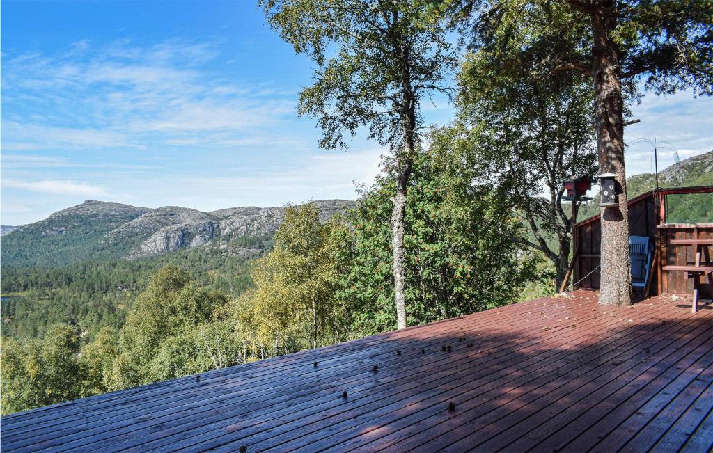 Awesome Home In Kvinlog With 4 Bedrooms And Wifi photo 1