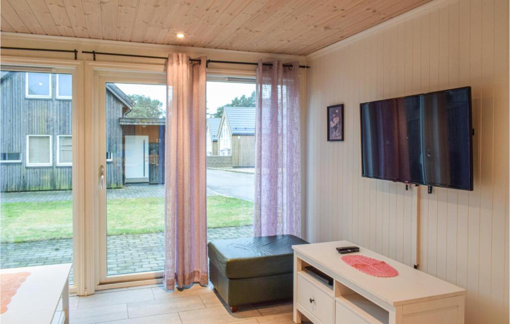 Awesome Home In Sgne With 3 Bedrooms And Wifi photo 4
