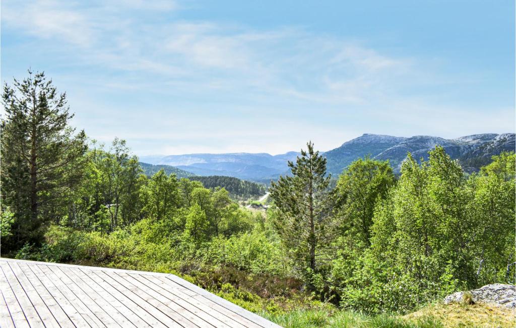 Awesome Home In Kvinlog With 3 Bedrooms And Wifi photo 2