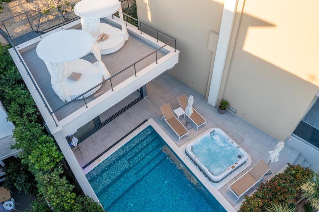 Villa Mandalinic photo 3