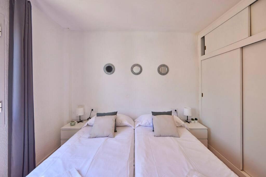 Nura Houses Duplex Magaluf 2 photo 2