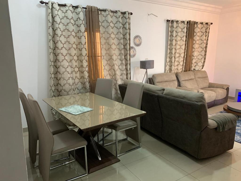 Cheerful 3 bedroom bungalow, Fatty Boulevard photo 1