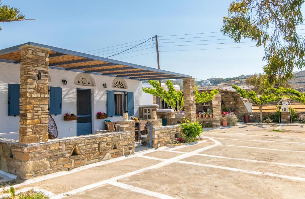 Θἔρως (Theros) house 3- Agios Fokas photo 3