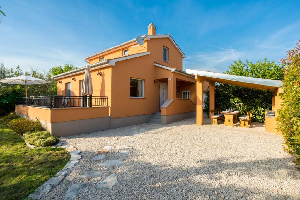Holiday house TOIĆI photo 1